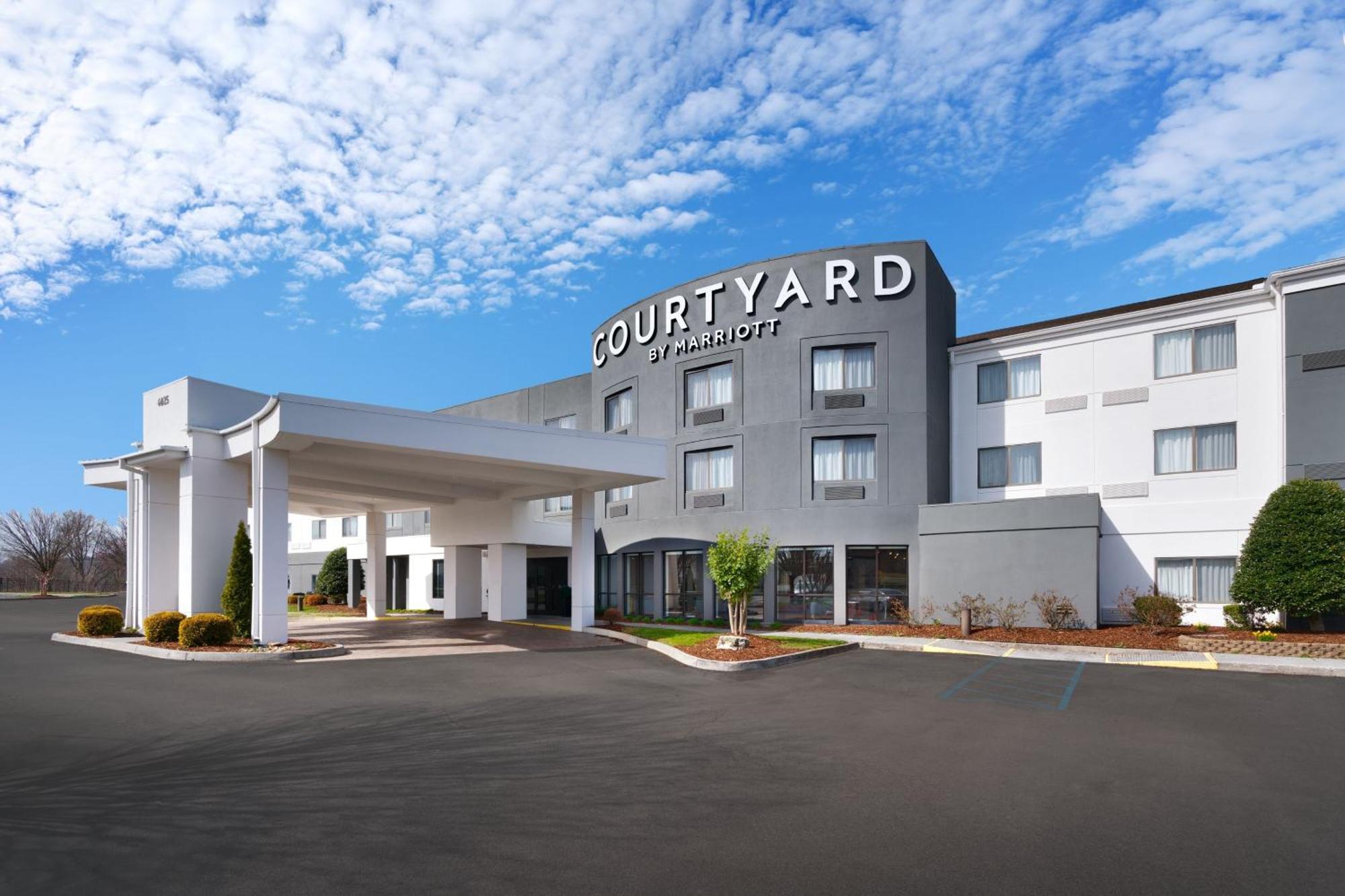 Courtyard By Marriott Johnson City Exterior photo